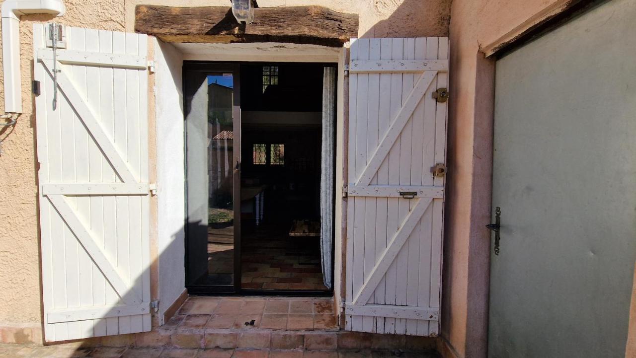 Studio Au Pied De La Sainte Victoire Puyloubier Kültér fotó
