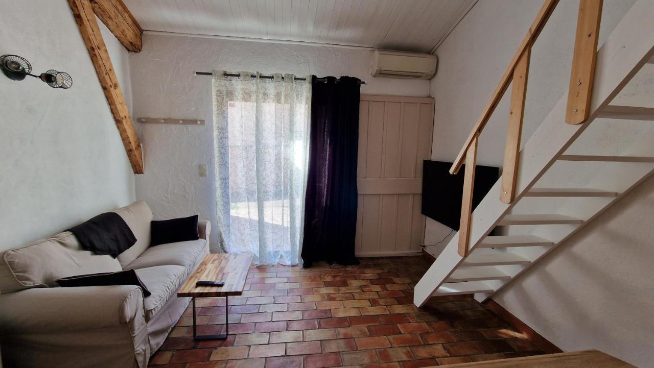 Studio Au Pied De La Sainte Victoire Puyloubier Kültér fotó
