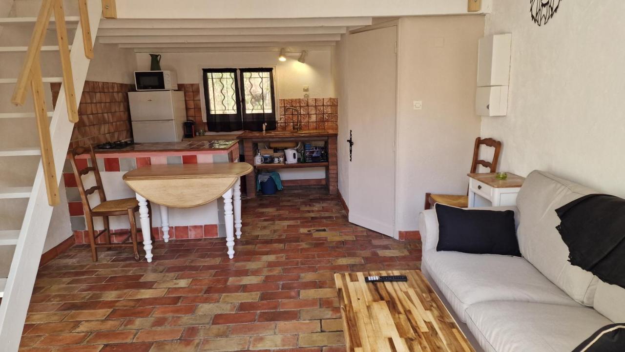 Studio Au Pied De La Sainte Victoire Puyloubier Kültér fotó